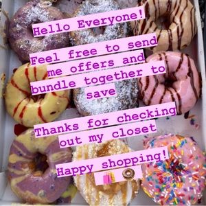 Feel free to send me offers and bundle together to save.
Happy shopping!
 🛍 🍩